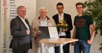 Fritz Knehans mit Goldener Verdienstnadel ausgezeichnet