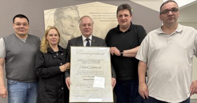 Reiner Karbowski zum Ehrenvorsitzenden ernannt